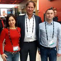 Das Supportteam für das HPE-ALM von Infopulse auf der HPE Discover 2016 - 889982 Das Supportteam für das HPE-ALM von Infopulse auf der HPE Discover 2016 - Infopulse - 889982