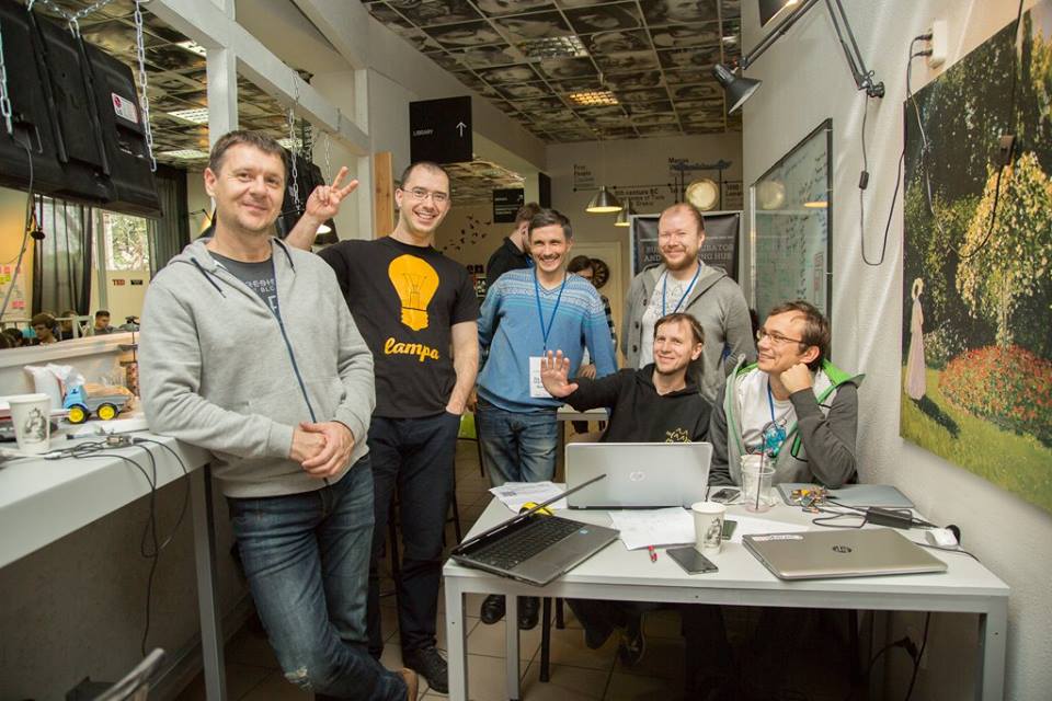 Infopulse gewinnt den Preis für das beste Businessprojekt beim IoT-Hackathon - Infopulse - 144294