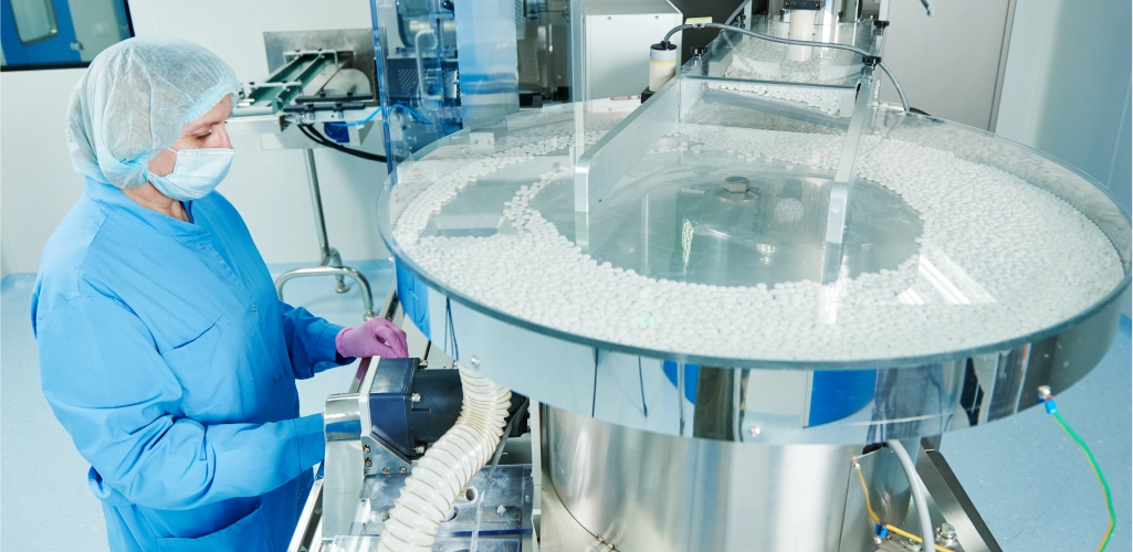 SAP to Azure Migration for Darnytsia Pharmaceutical Company - Case study image